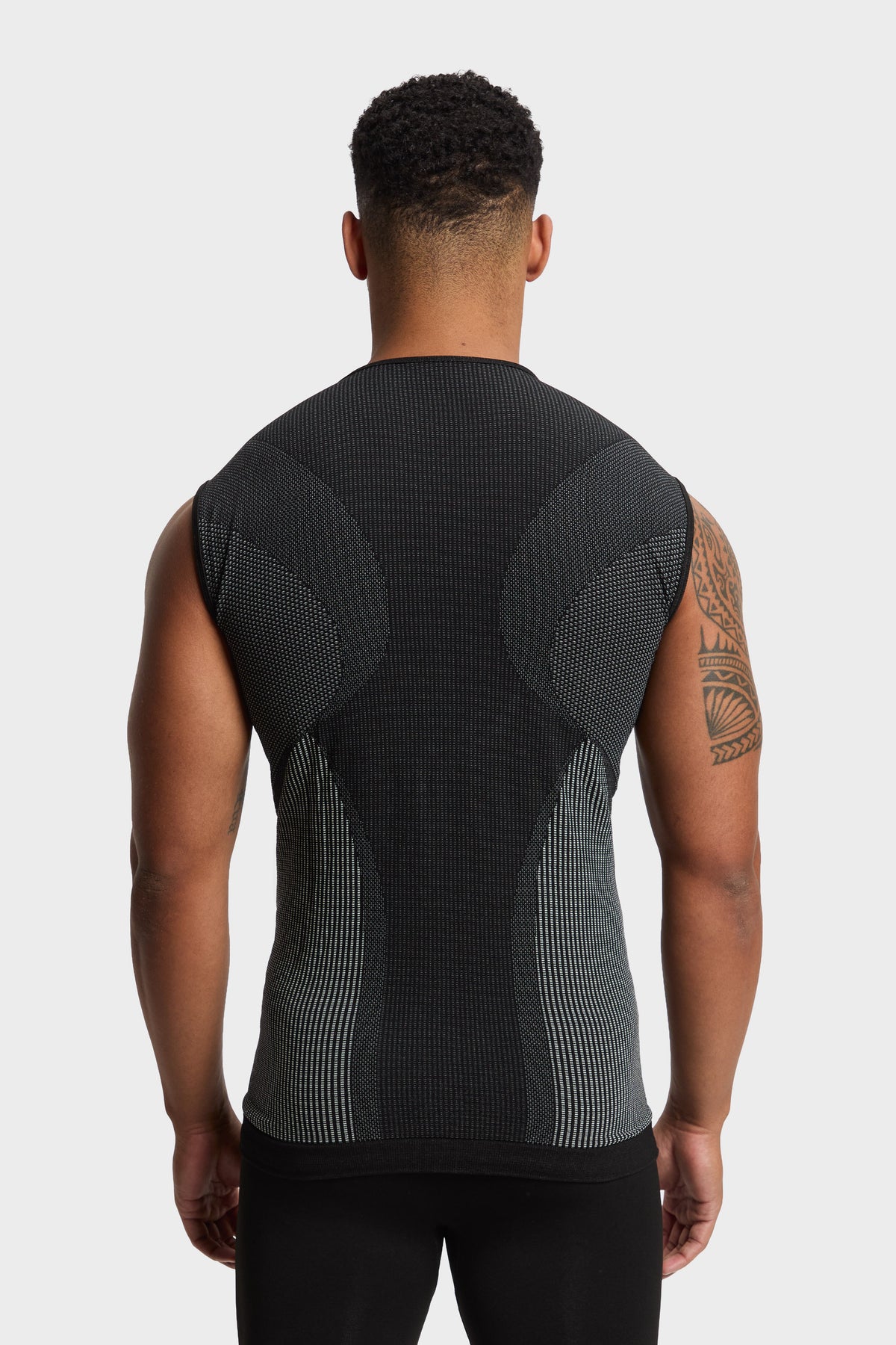 SLEEVELESS TOP – CARBON